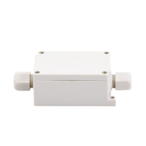 Caja de Conexión Exterior con Conexión Lateral para 6 Líneas (doble tornillo). Incluye Glándulas.
