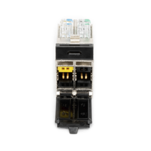 Jack TERA Categoria 7A, Con puerta protectora, Para aplicaciones de servicios compartidos, Color Negro - Imagen 2